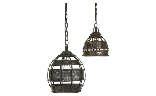 Homes-Right-Riveting Decor